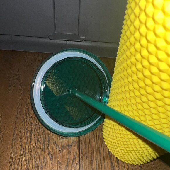 Starbucks Hawaii Exclusive Collection Matte Studded Pineapple Tumbler 24oz - Picture 5 of 7